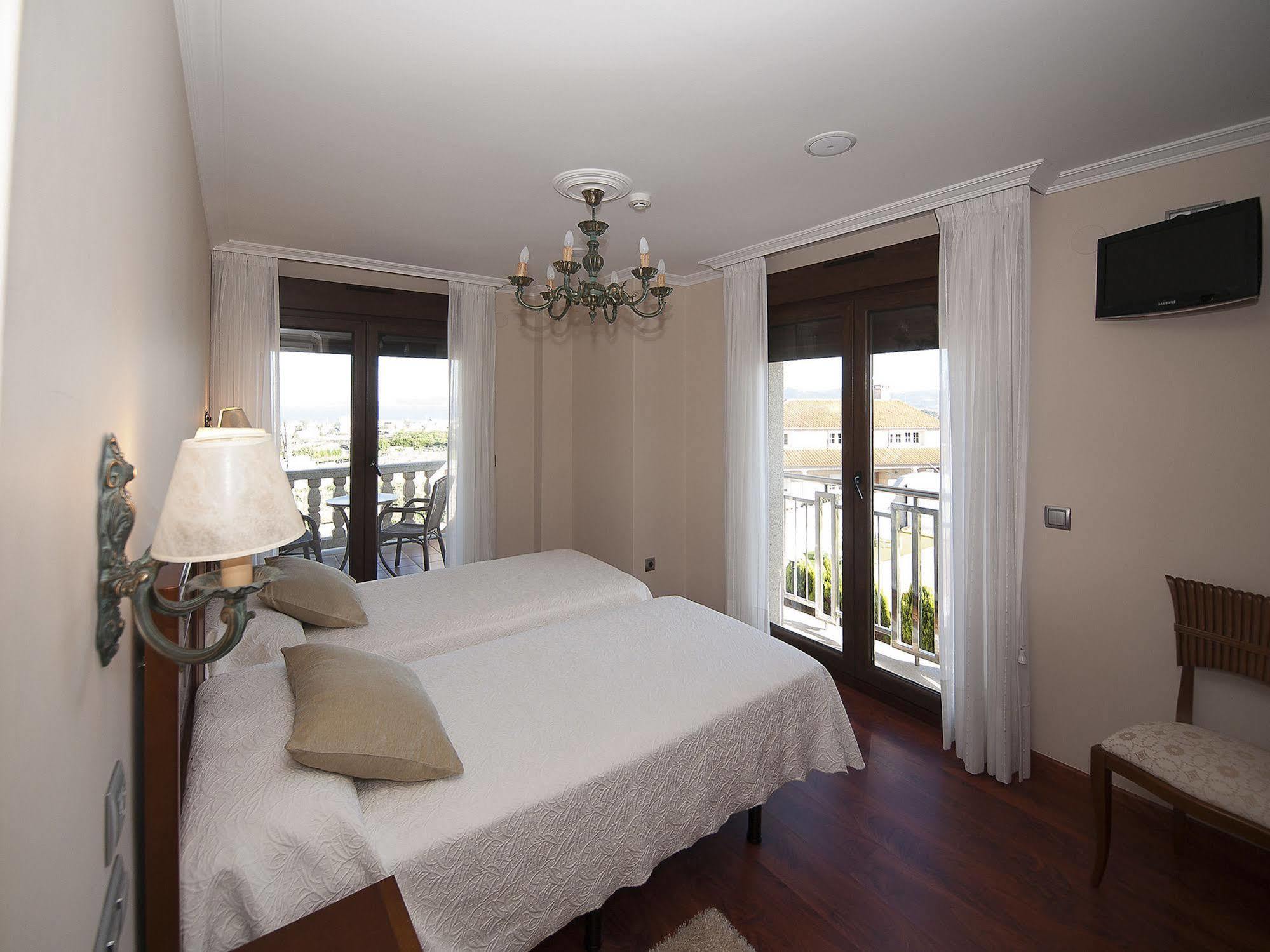 Pension Residencia A Cruzan (Adults Only) Noalla  Exterior foto
