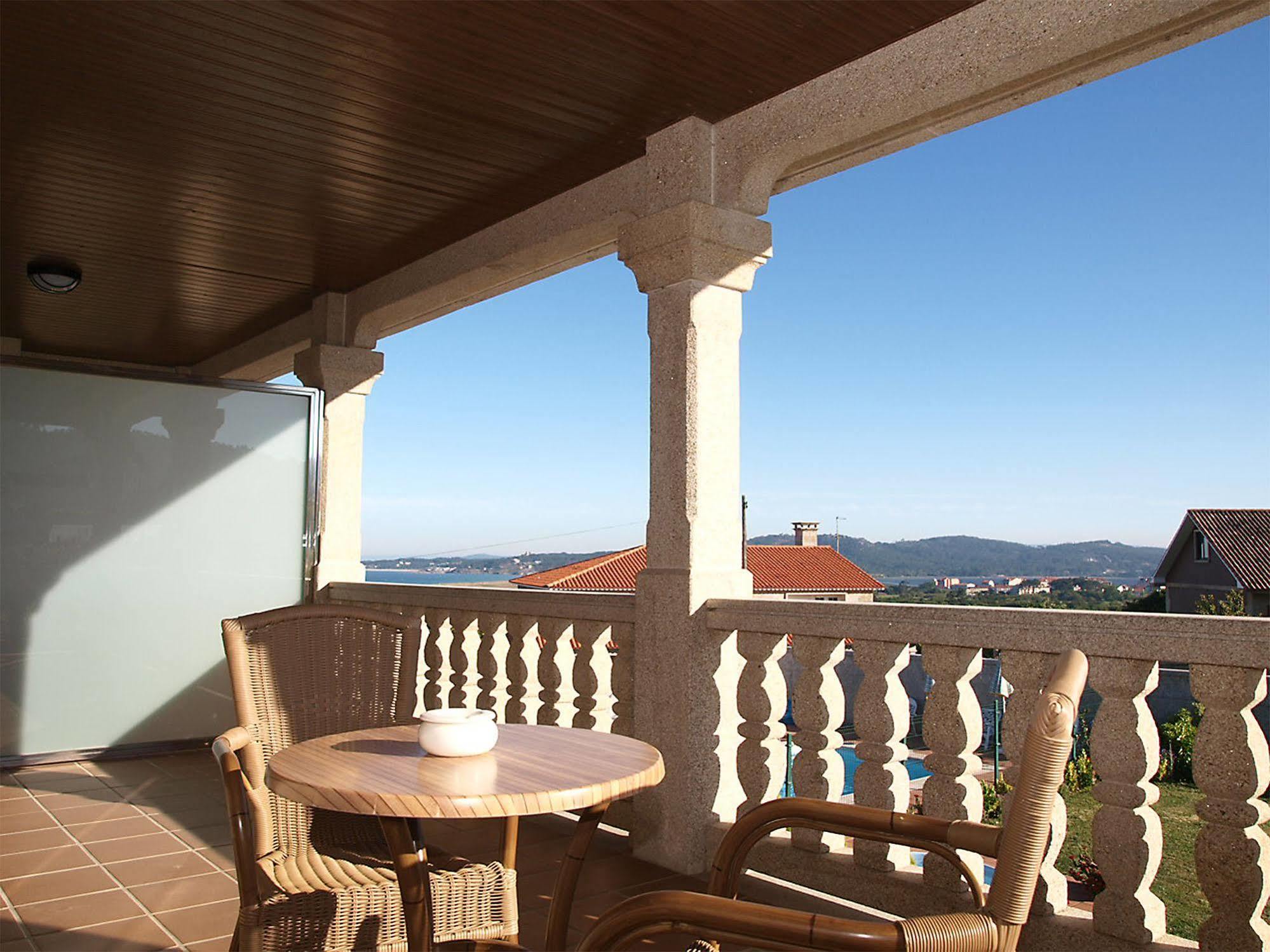 Pension Residencia A Cruzan (Adults Only) Noalla  Exterior foto